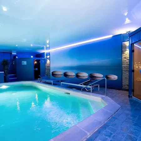 Apartment Bien-etre Avec Piscine, Et Sauna A - Fr-1-510-223 *